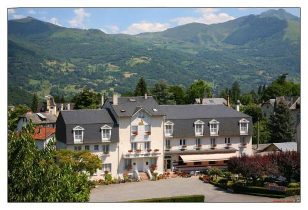 Hotel Du Soleil Levant Argeles-Gazost Exterior photo